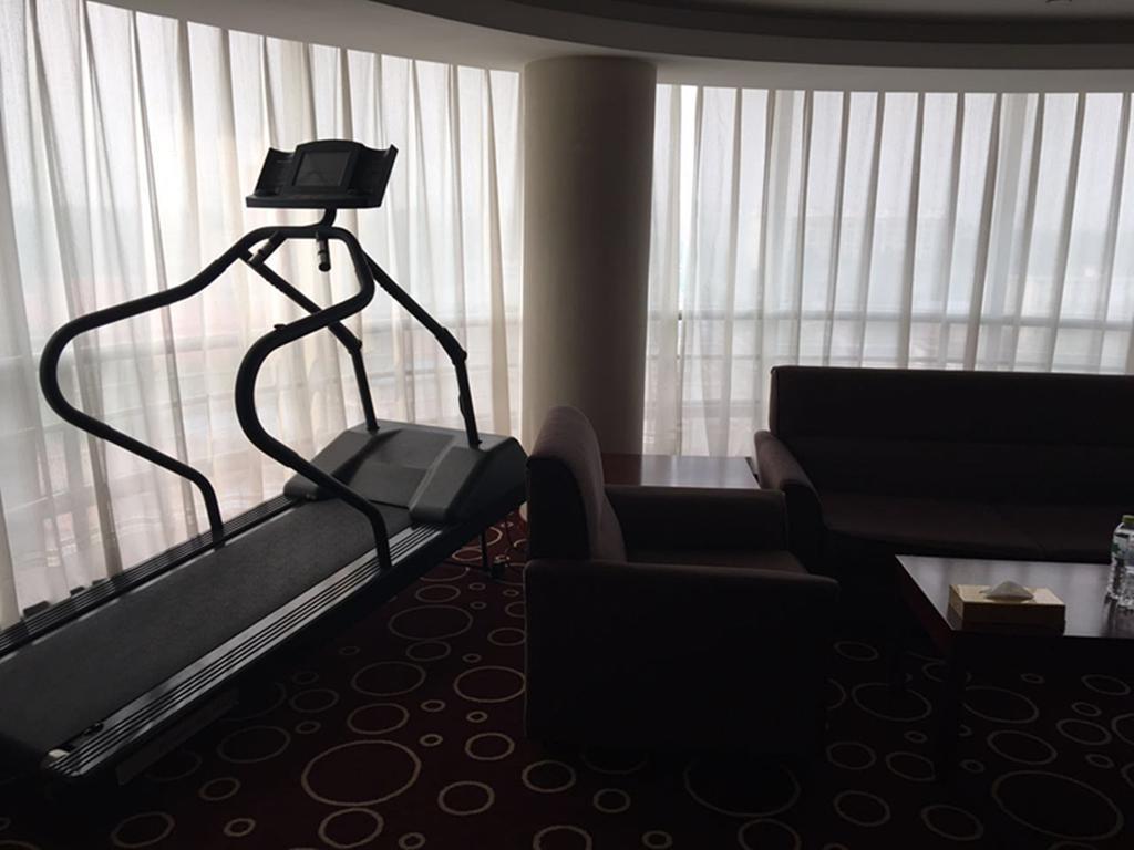 Beijing Spring Hotel Екстер'єр фото
