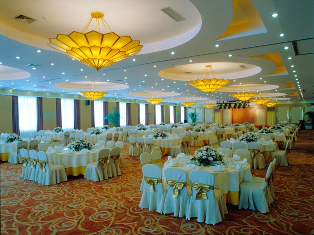 Beijing Spring Hotel Екстер'єр фото