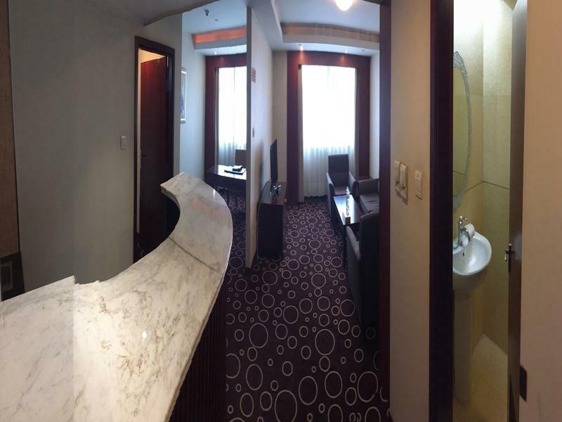 Beijing Spring Hotel Екстер'єр фото